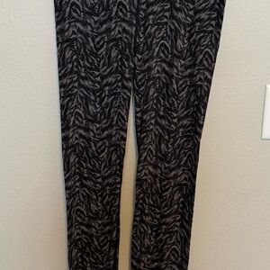 Varley Luna High Rise 7/8 Legging in Dark Mono Zebra Size Medium